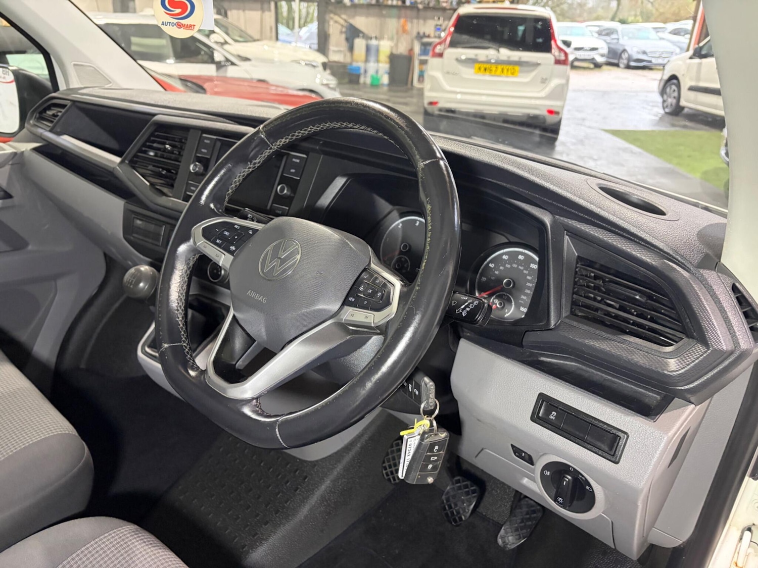 Used Volkswagen Transporter 2020 for sale - 77376797: Photo 20