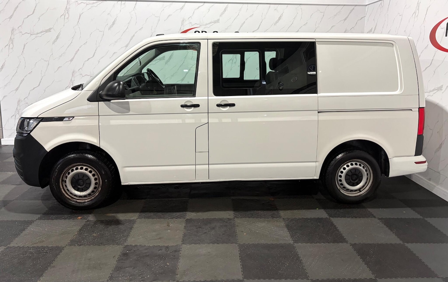 Used Volkswagen Transporter 2020 for sale - 77376797: Photo 5