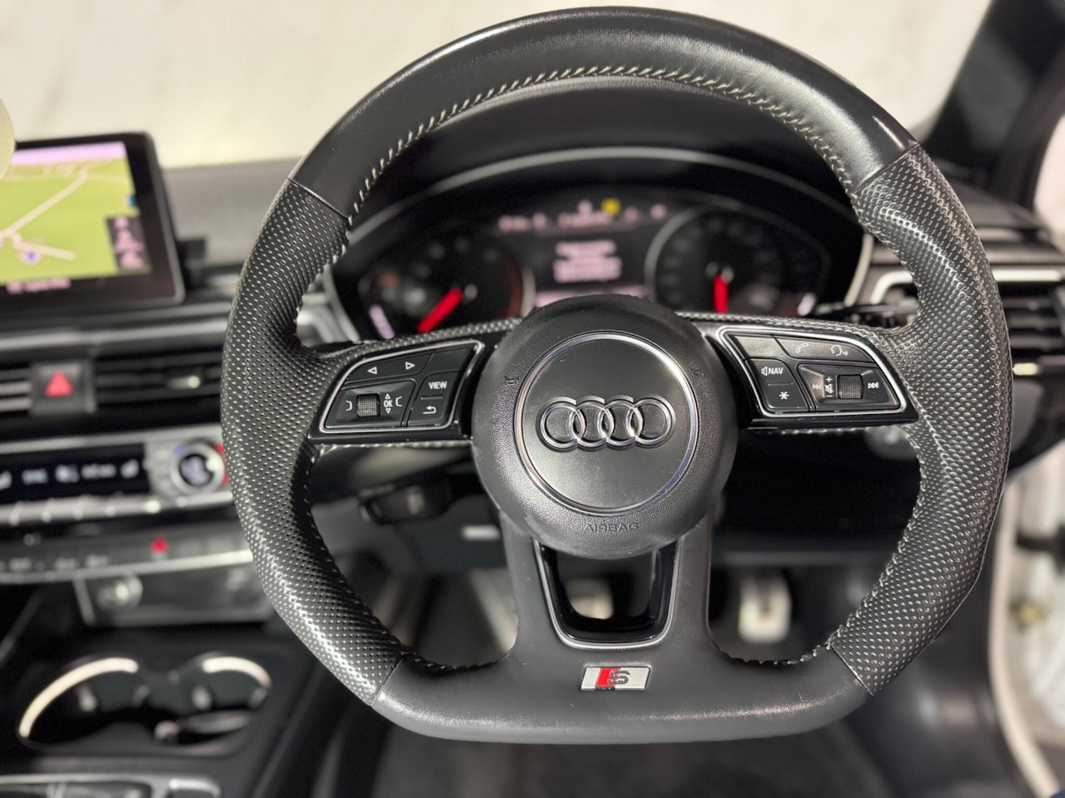 Used Audi A4 2019 for sale - 76987753: Photo 27