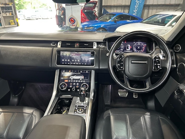 Used Land Rover Range Rover Sport 2018 for sale - 76085488: Photo 16