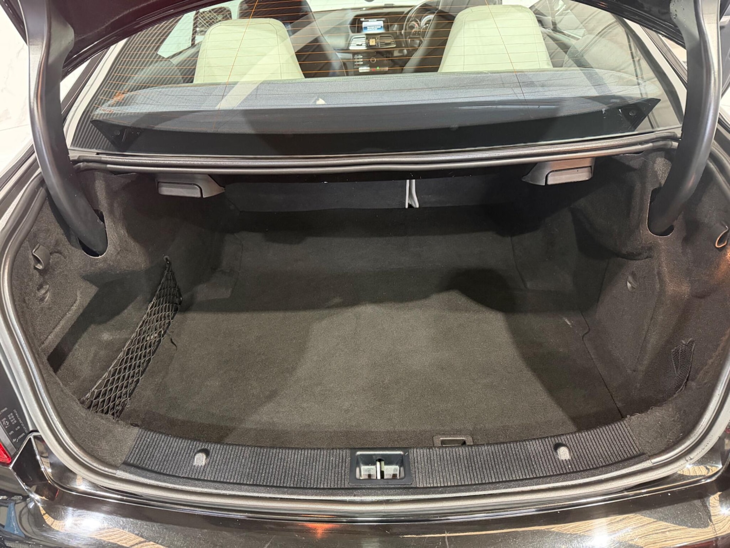 Used Mercedes-Benz E Class 2015 for sale - 77559796: Photo 16