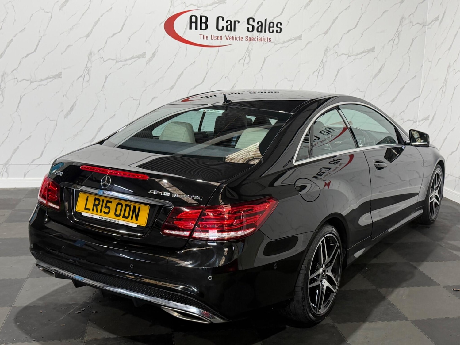 Used Mercedes-Benz E Class 2015 for sale - 77559796: Photo 9