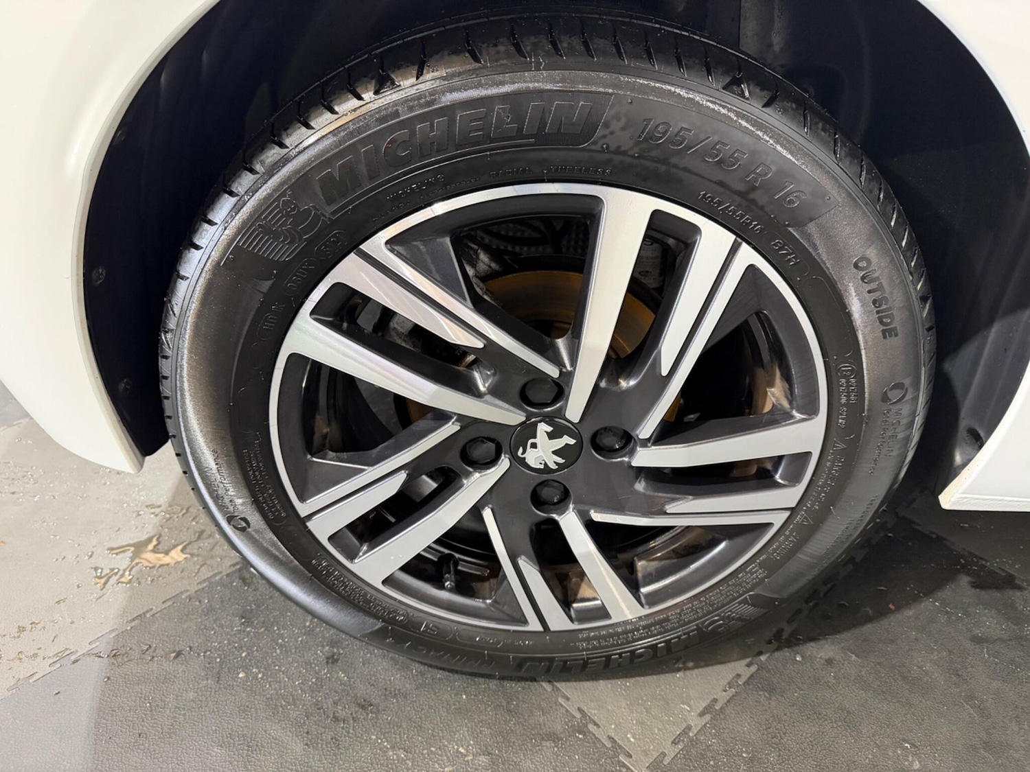 Used Peugeot 208 2022 for sale - 77624904: Photo 28