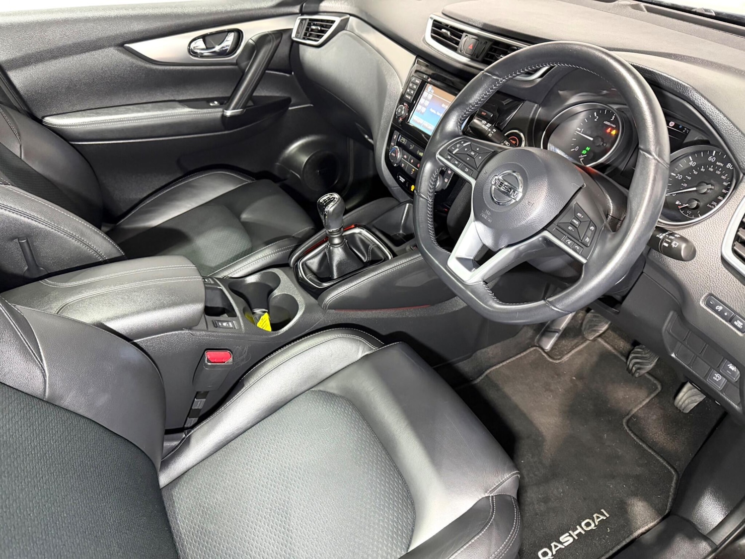 Used Nissan Qashqai 2018 for sale - 77101856: Photo 11