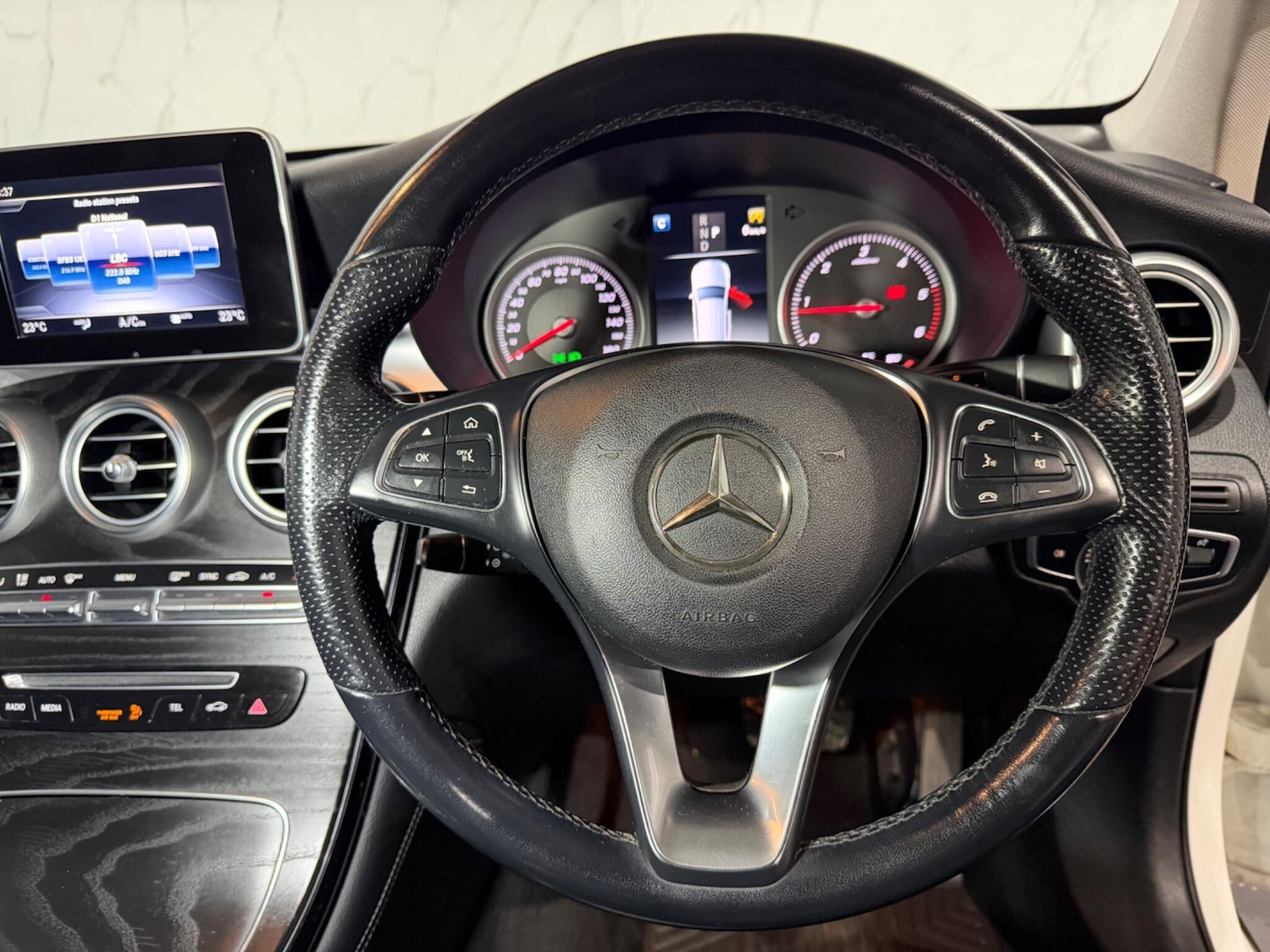 Used Mercedes-Benz GLC 2018 for sale - 77175536: Photo 26