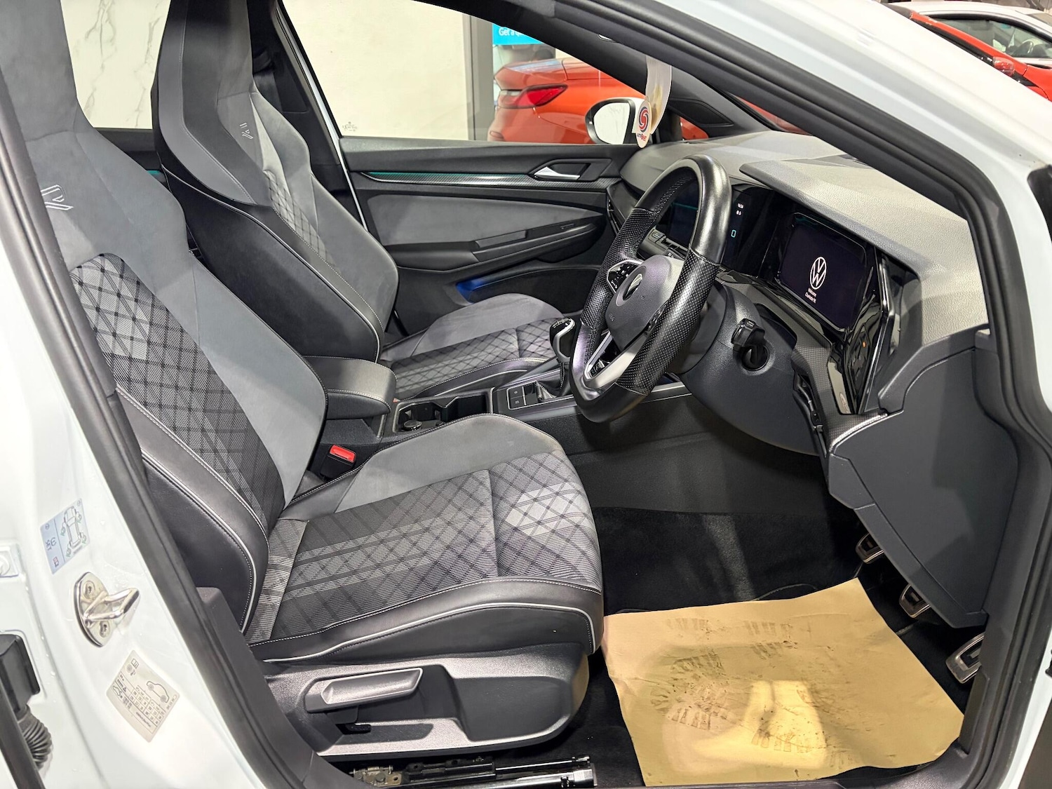 Used Volkswagen Golf 2020 for sale - 76424625: Photo 20