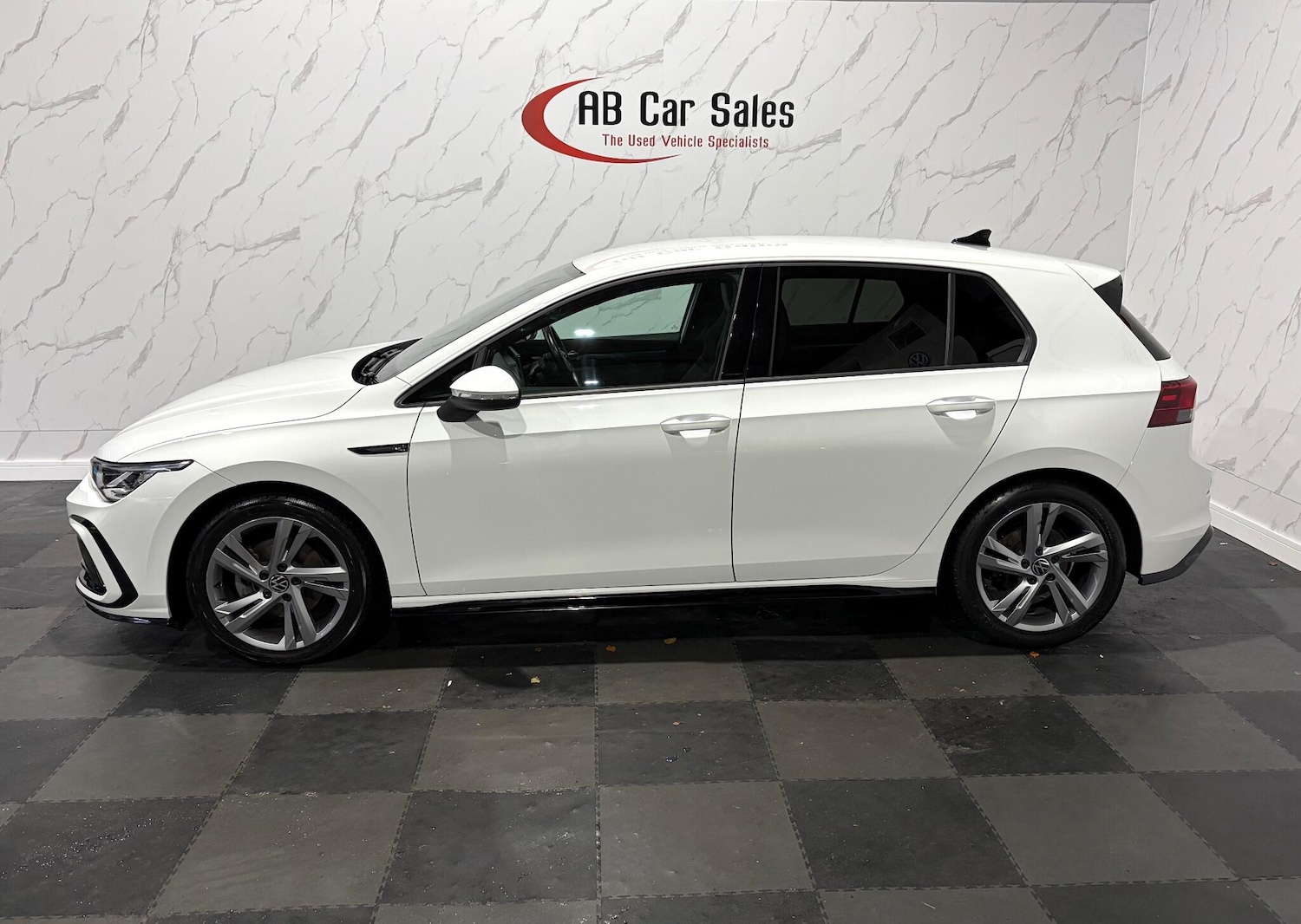 Used Volkswagen Golf 2020 for sale - 76424625: Photo 4