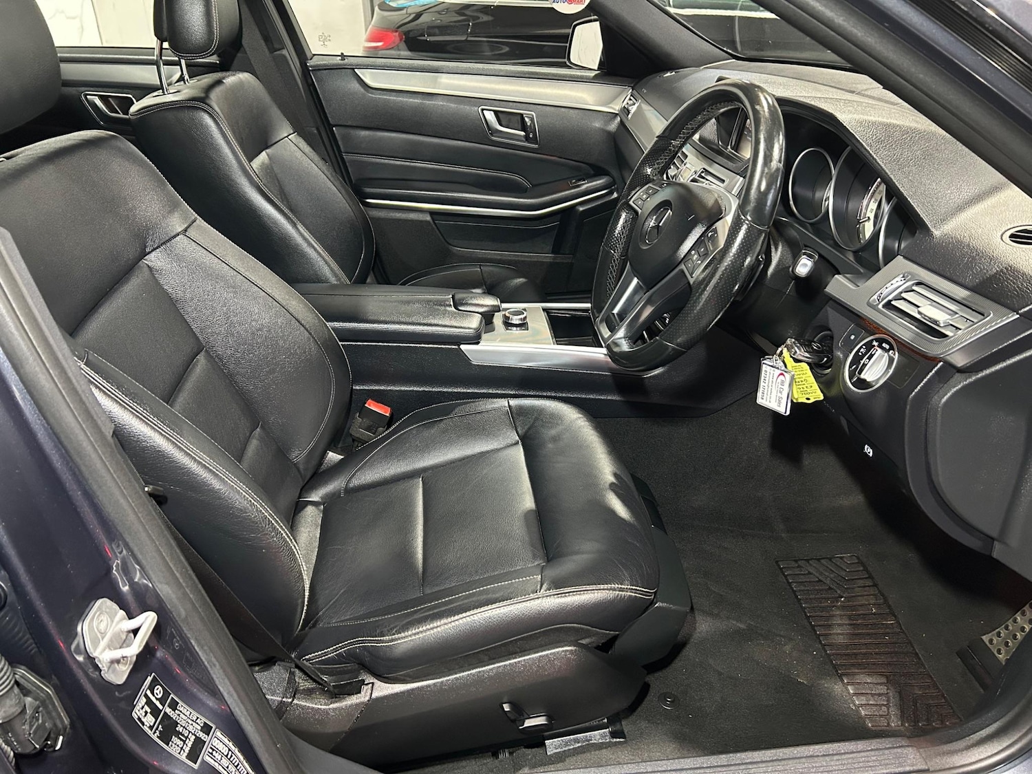 Used Mercedes-Benz E-Class 2015 for sale - 76099470: Photo 15