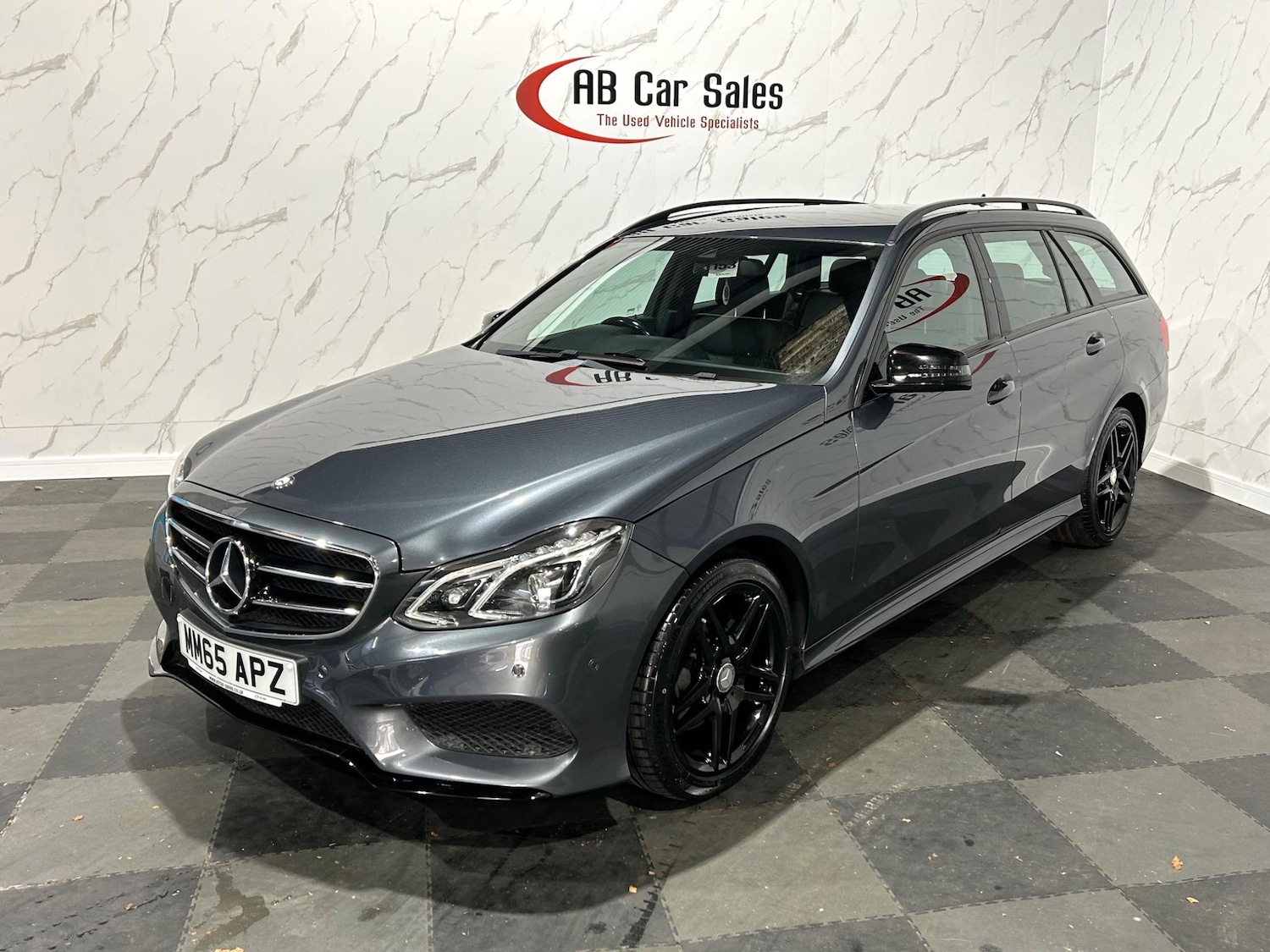 Used Mercedes-Benz E-Class 2015 for sale - 76099470: Photo 6