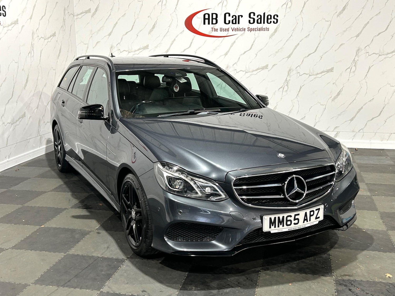 Used Mercedes-Benz E-Class 2015 for sale - 76099470: Photo 9
