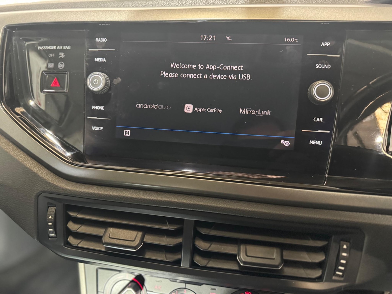 Used Volkswagen Polo for sale - 77626239: Photo 23