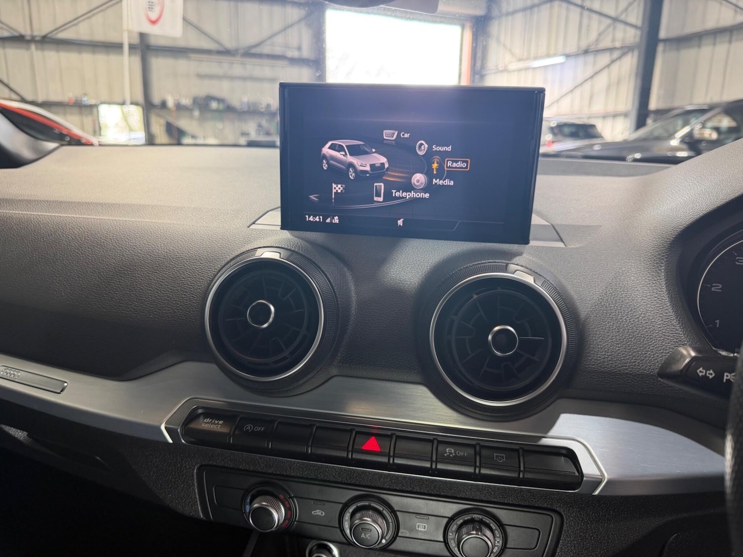 Used Audi Q2 2018 for sale - 77637696: Photo 19