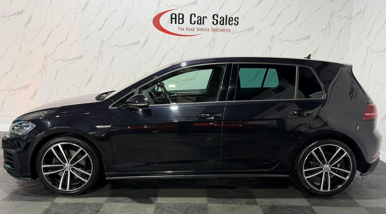 Used Volkswagen Golf 2018 for sale - 77769240: Photo 5