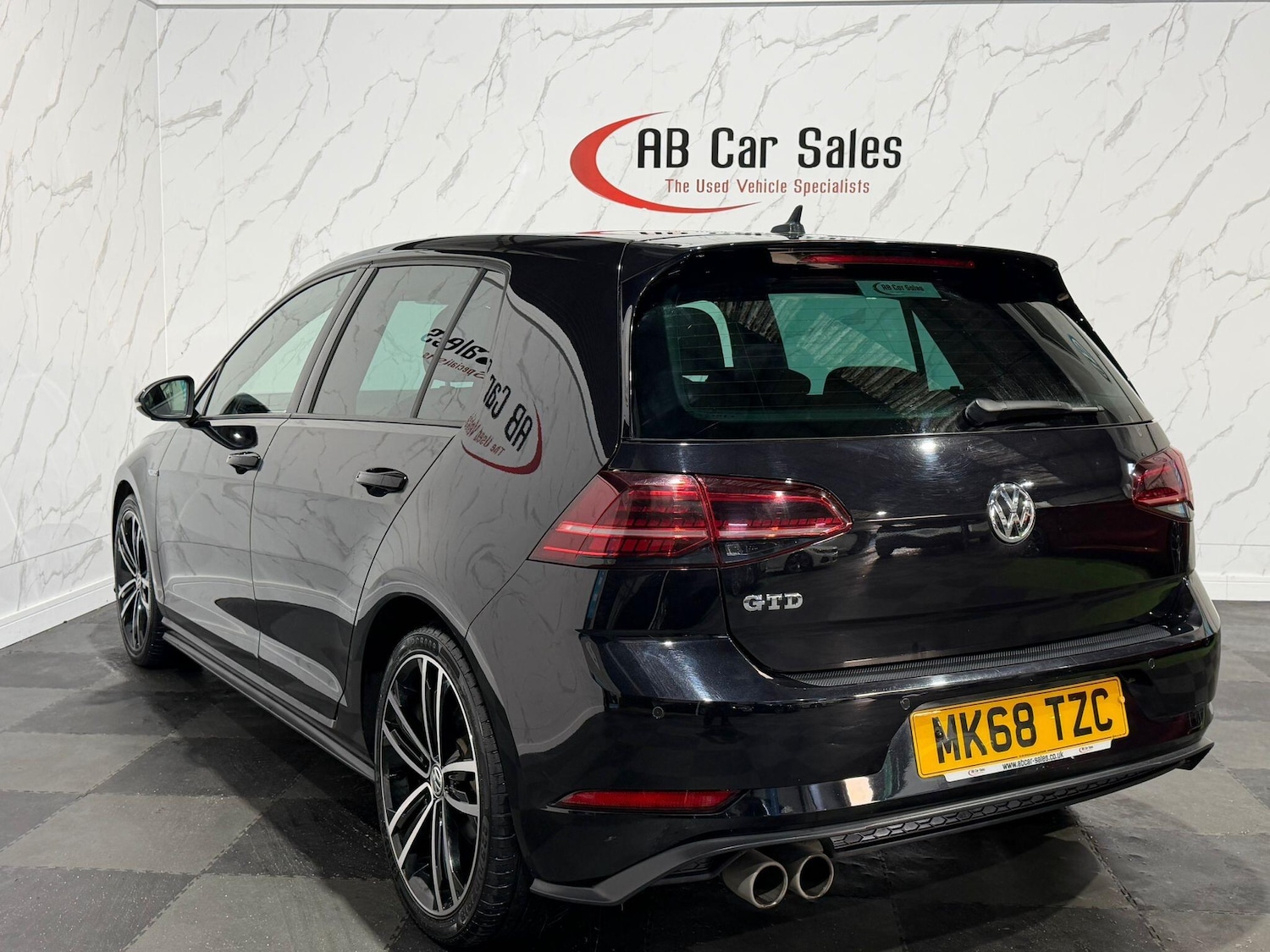 Used Volkswagen Golf 2018 for sale - 77769240: Photo 6