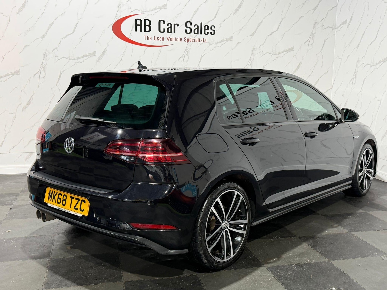Used Volkswagen Golf 2018 for sale - 77769240: Photo 7