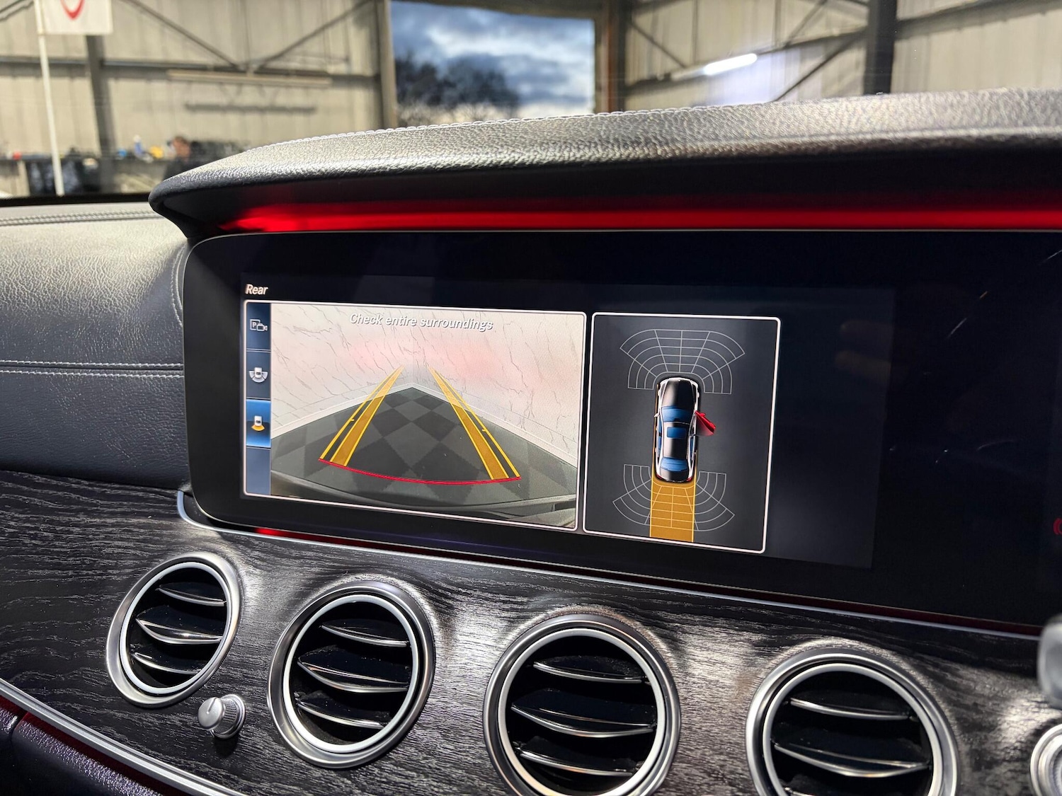 Used Mercedes-Benz E Class 2016 for sale - 76996977: Photo 24