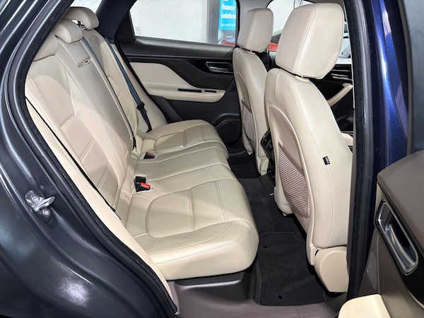 Used Jaguar F-Pace 2016 for sale - 76238969: Photo 17