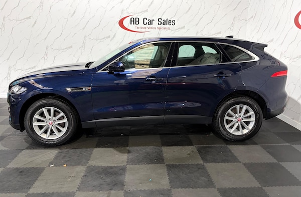 Used Jaguar F-Pace 2016 for sale - 76238969: Photo 4