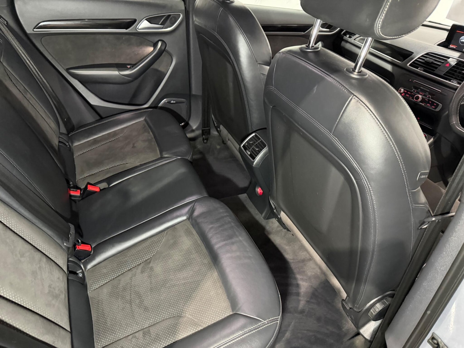 Used Audi Q3 2018 for sale - 77040424: Photo 14