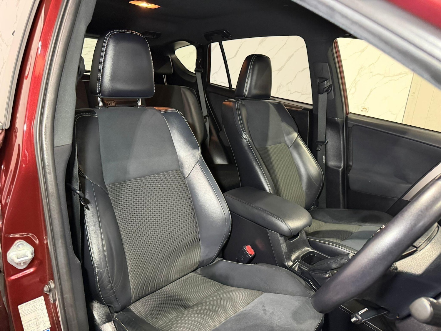 Used Toyota RAV4 2016 for sale - 77670910: Photo 13