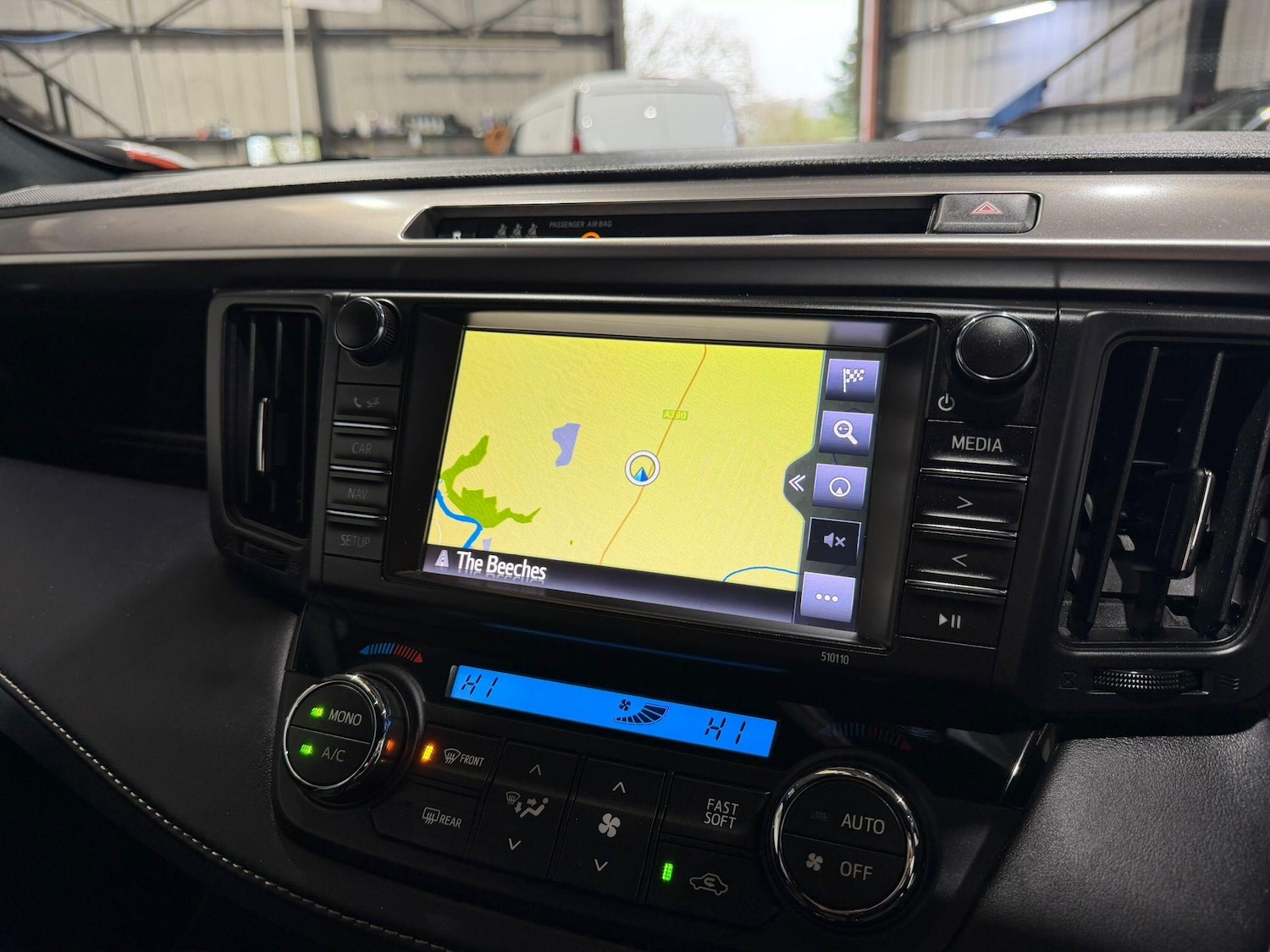 Used Toyota RAV4 2016 for sale - 77670910: Photo 22