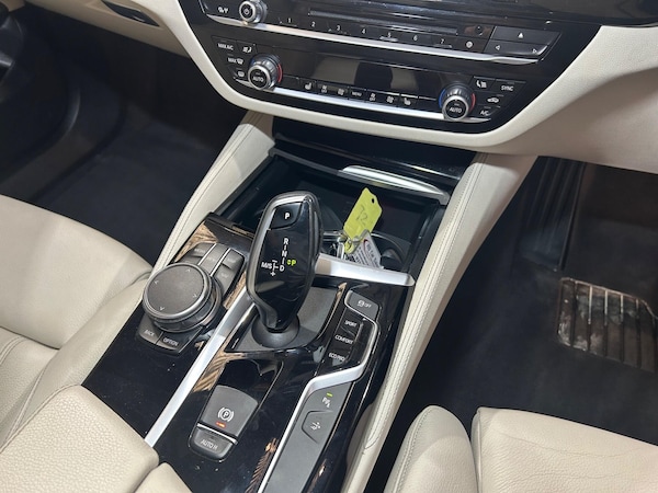 Used BMW 6 Series Gran Turismo 2018 for sale - 75506975: Photo 27