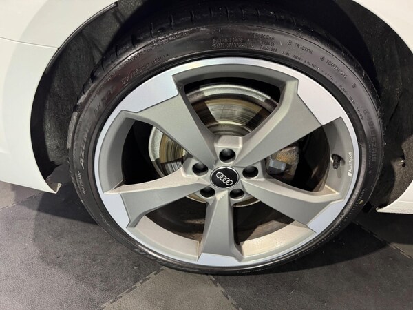 Used Audi A4 Avant 2019 for sale - 75809640: Photo 30