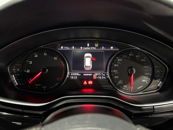 Used Audi A4 Avant 2019 for sale - 75809640: Photo 32
