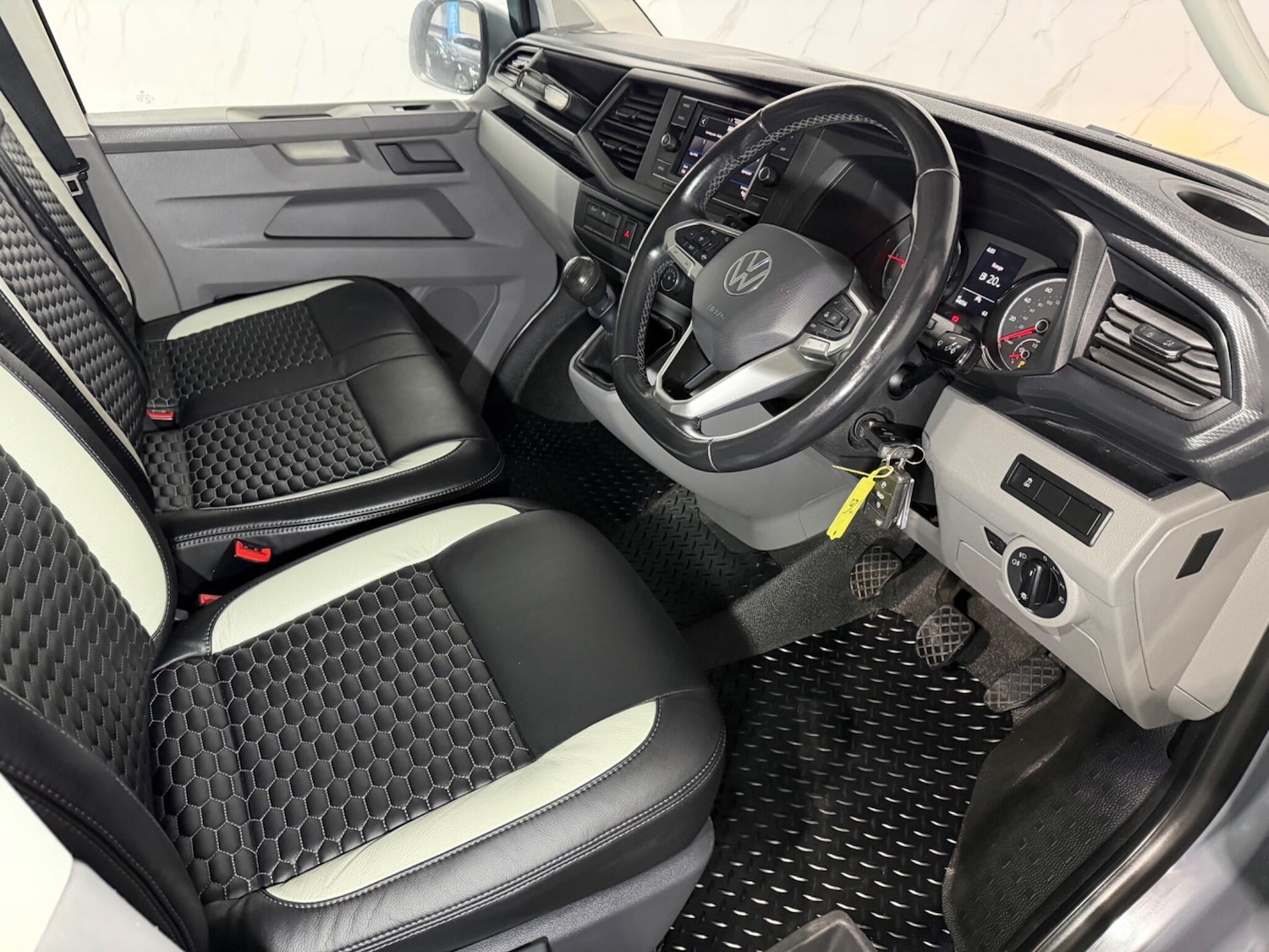 Used Volkswagen Transporter 2021 for sale - 77291414: Photo 11