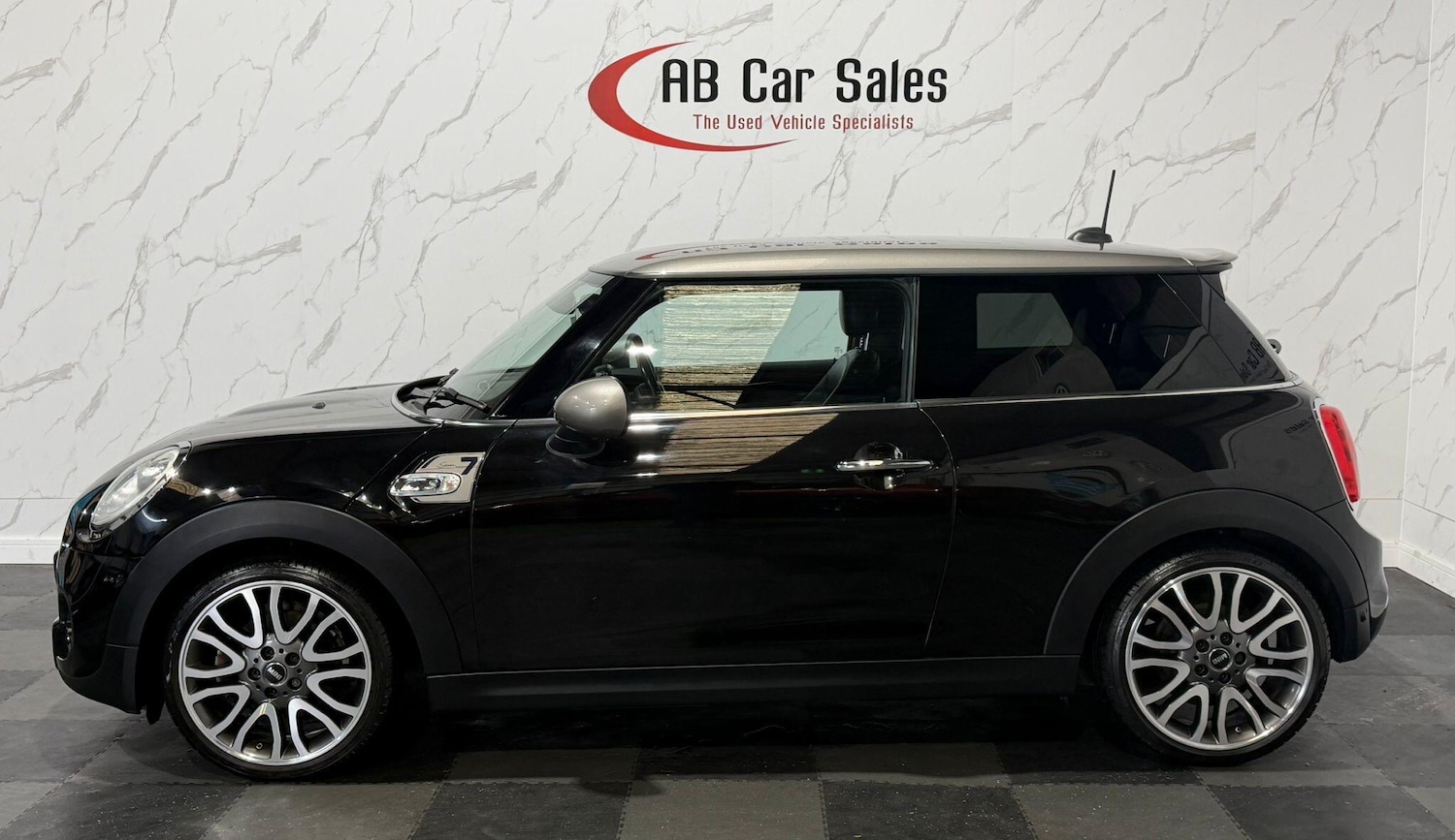 Used MINI Hatch 2017 for sale - 78101046: Photo 7