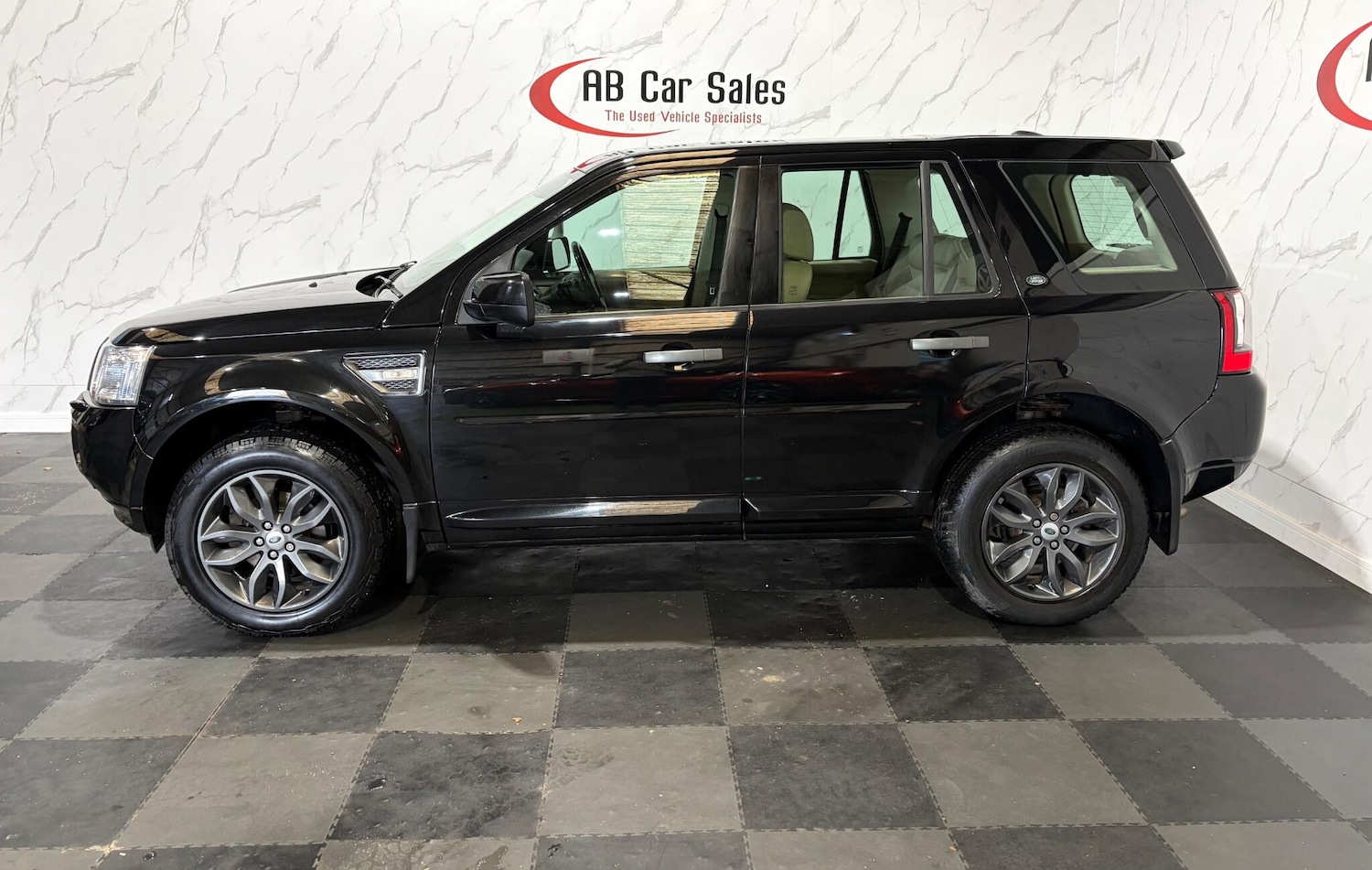 Used Land Rover Freelander 2012 for sale - 78087032: Photo 5