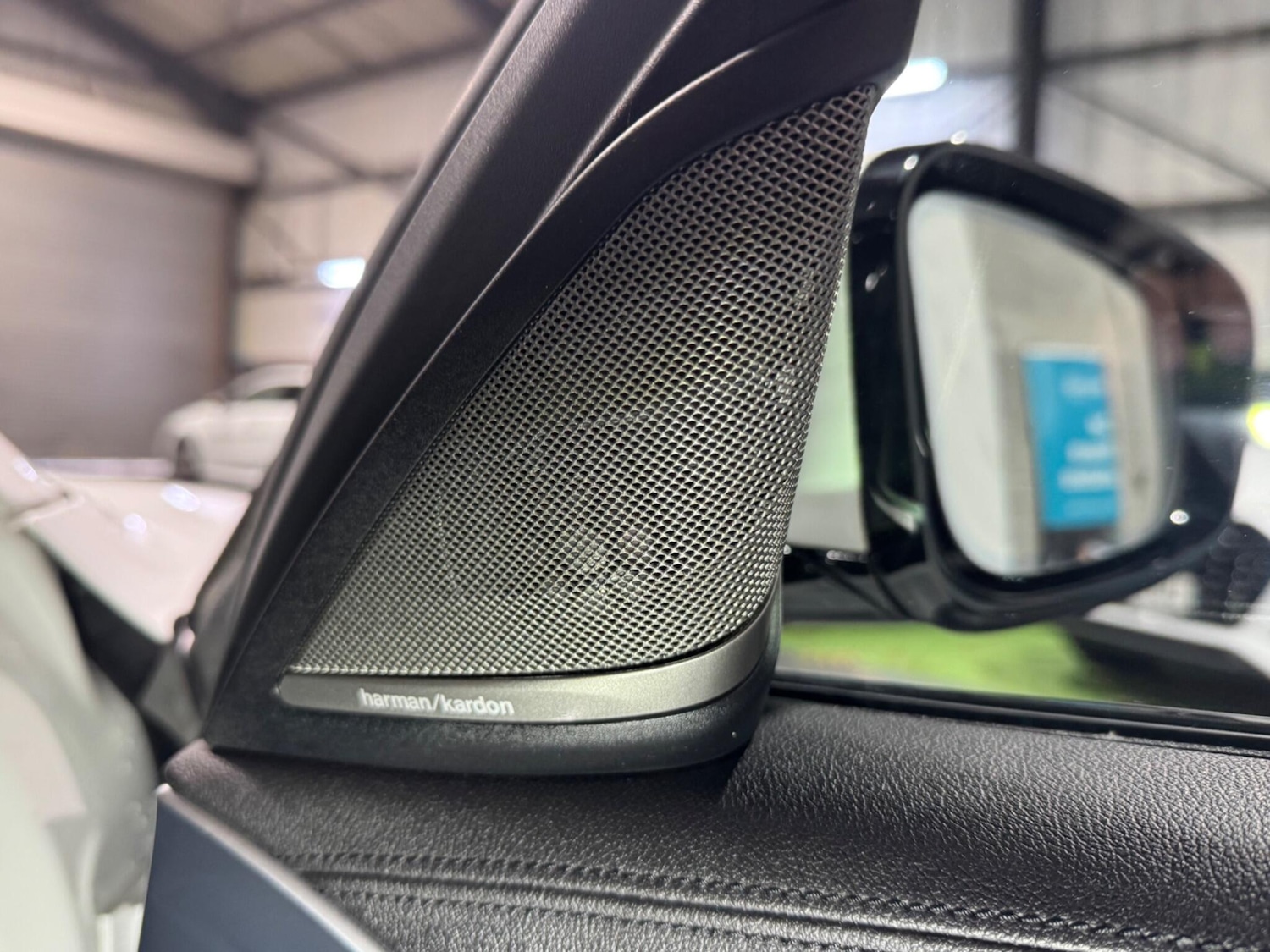 Used BMW 5 Series 2017 for sale - 76988008: Photo 25