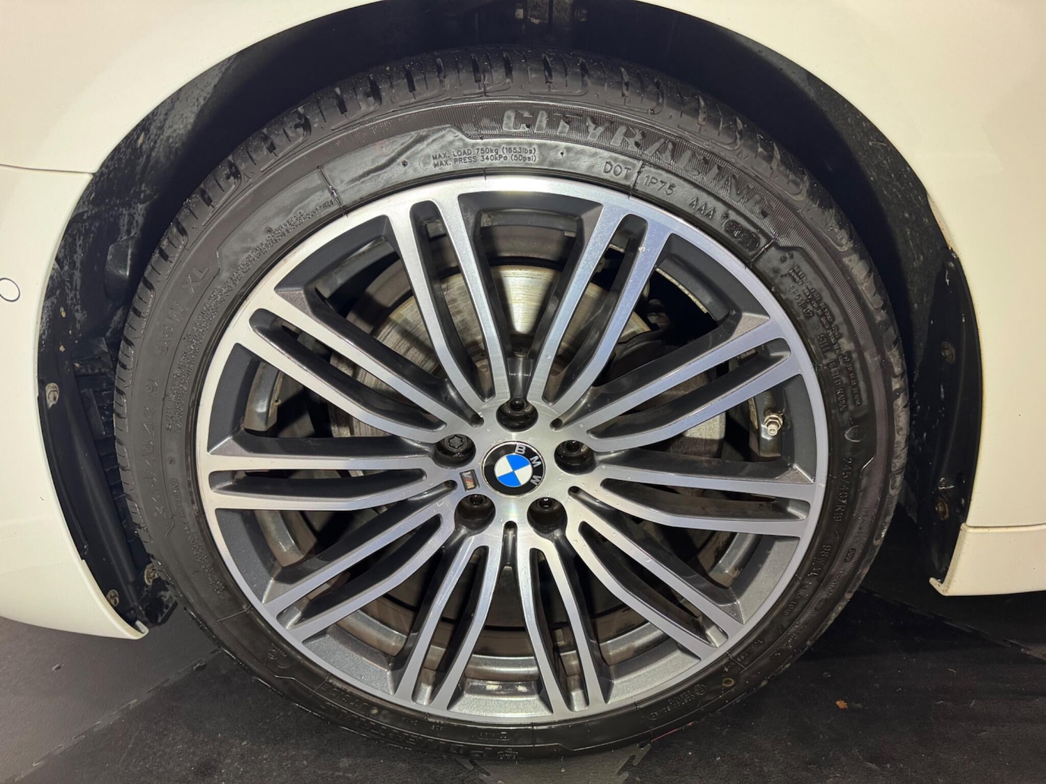 Used BMW 5 Series 2017 for sale - 76988008: Photo 26