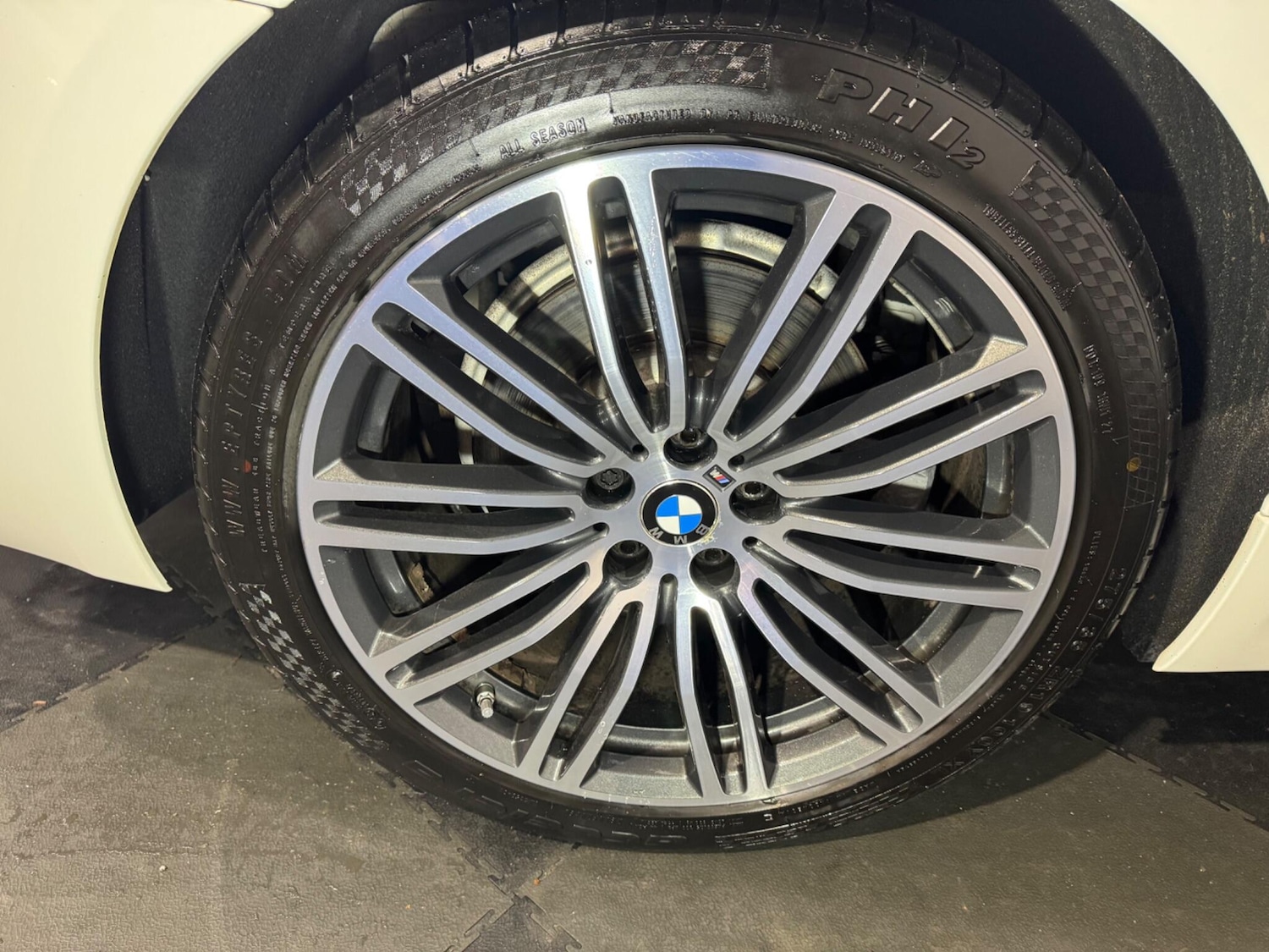 Used BMW 5 Series 2017 for sale - 76988008: Photo 28