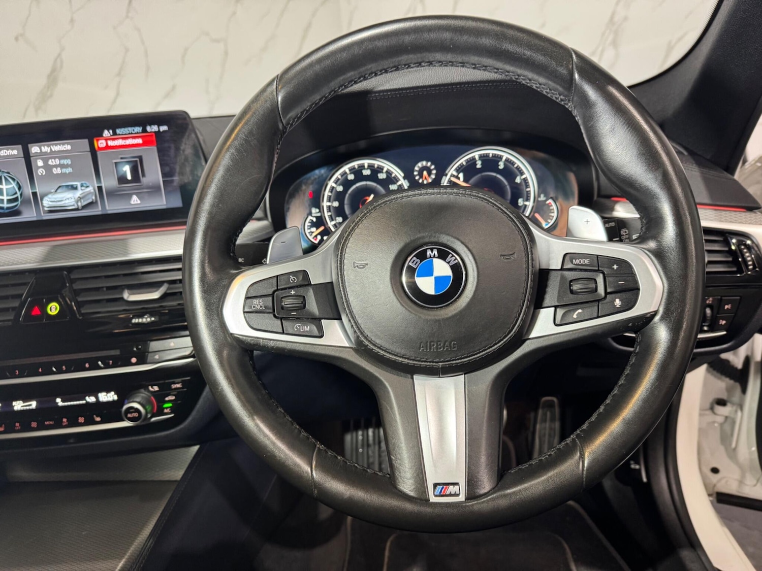 Used BMW 5 Series 2017 for sale - 76988008: Photo 30