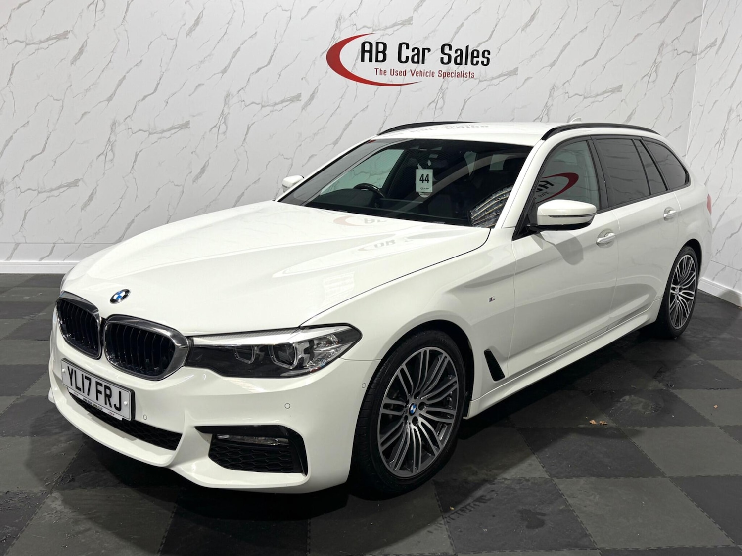 Used BMW 5 Series 2017 for sale - 76988008: Photo 5