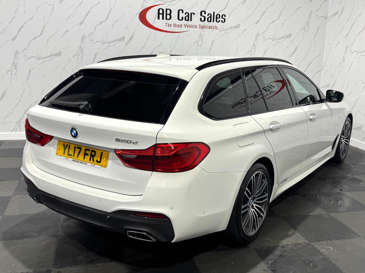 Used BMW 5 Series 2017 for sale - 76988008: Photo 8
