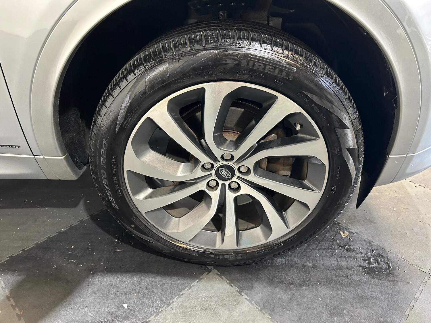 Used Land Rover Discovery Sport 2020 for sale - 76997532: Photo 11