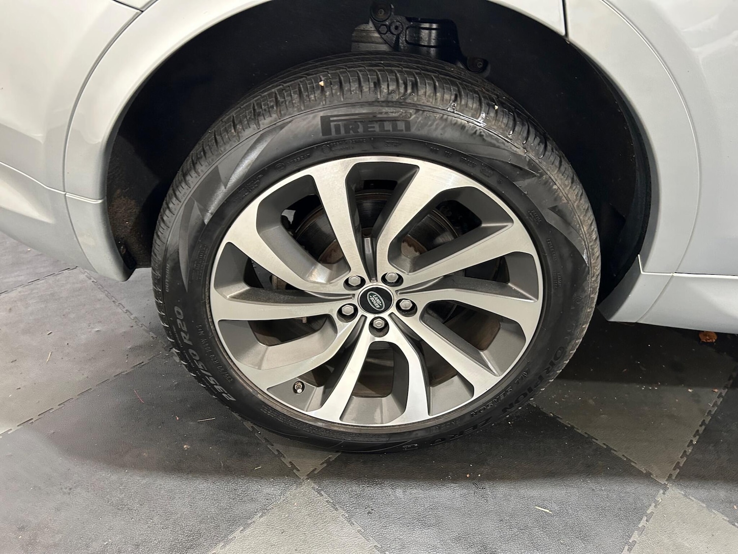 Used Land Rover Discovery Sport 2020 for sale - 76997532: Photo 12