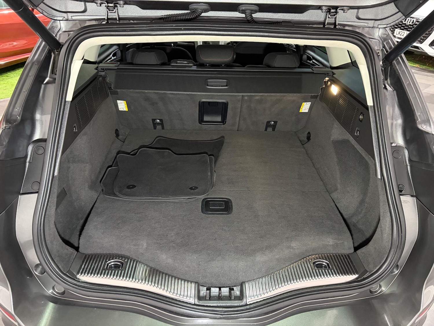 Used Ford Mondeo 2017 for sale - 76728736: Photo 25