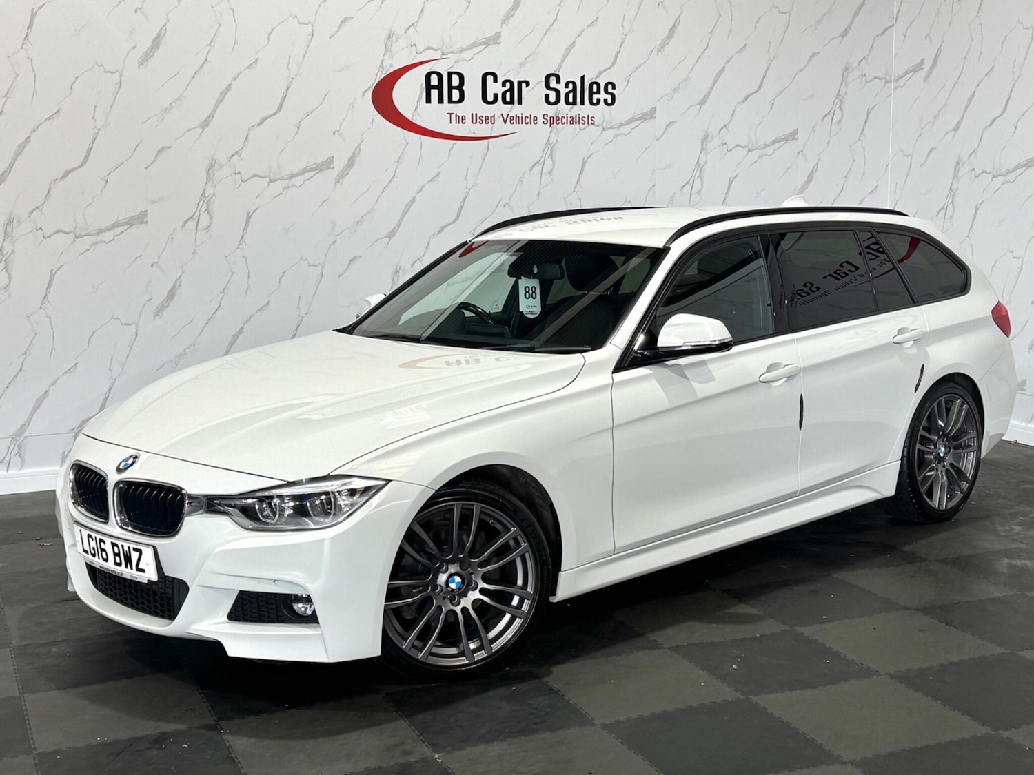 Used BMW 3 Series 2016 for sale - 76043295: Photo 1