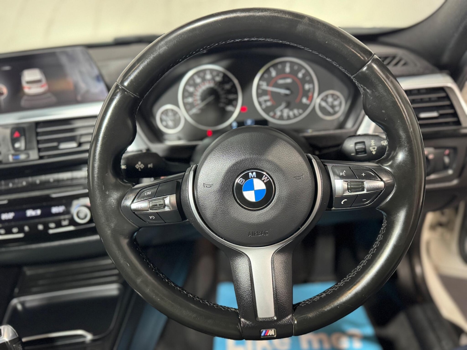 Used BMW 3 Series 2016 for sale - 76043295: Photo 32