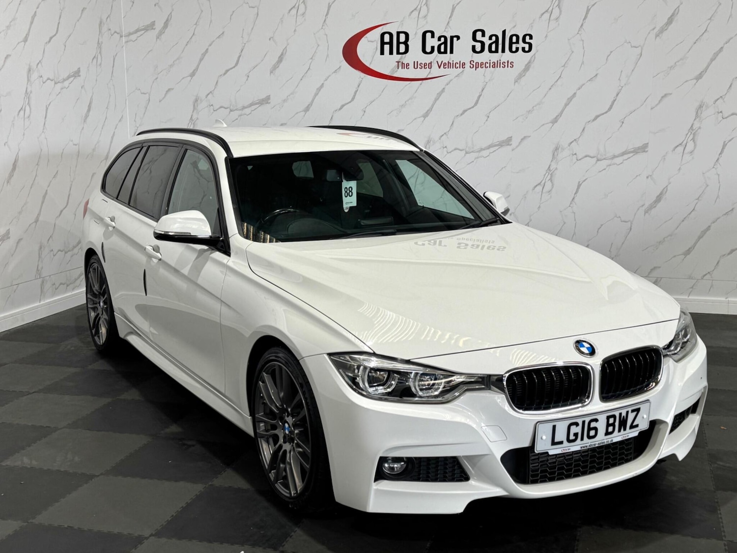 Used BMW 3 Series 2016 for sale - 76043295: Photo 5