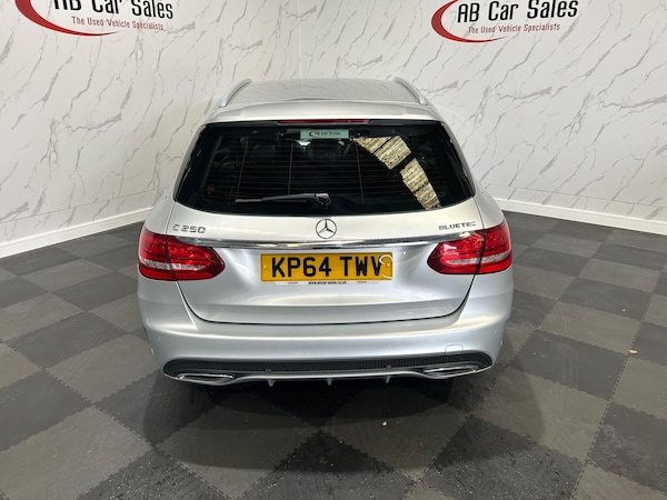 Used Mercedes-Benz C-Class 2014 for sale - 76122441: Photo 4