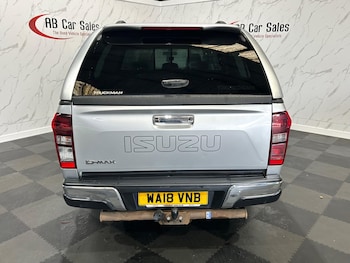 Used Isuzu D-Max 2018 for sale - 76122668: Photo
