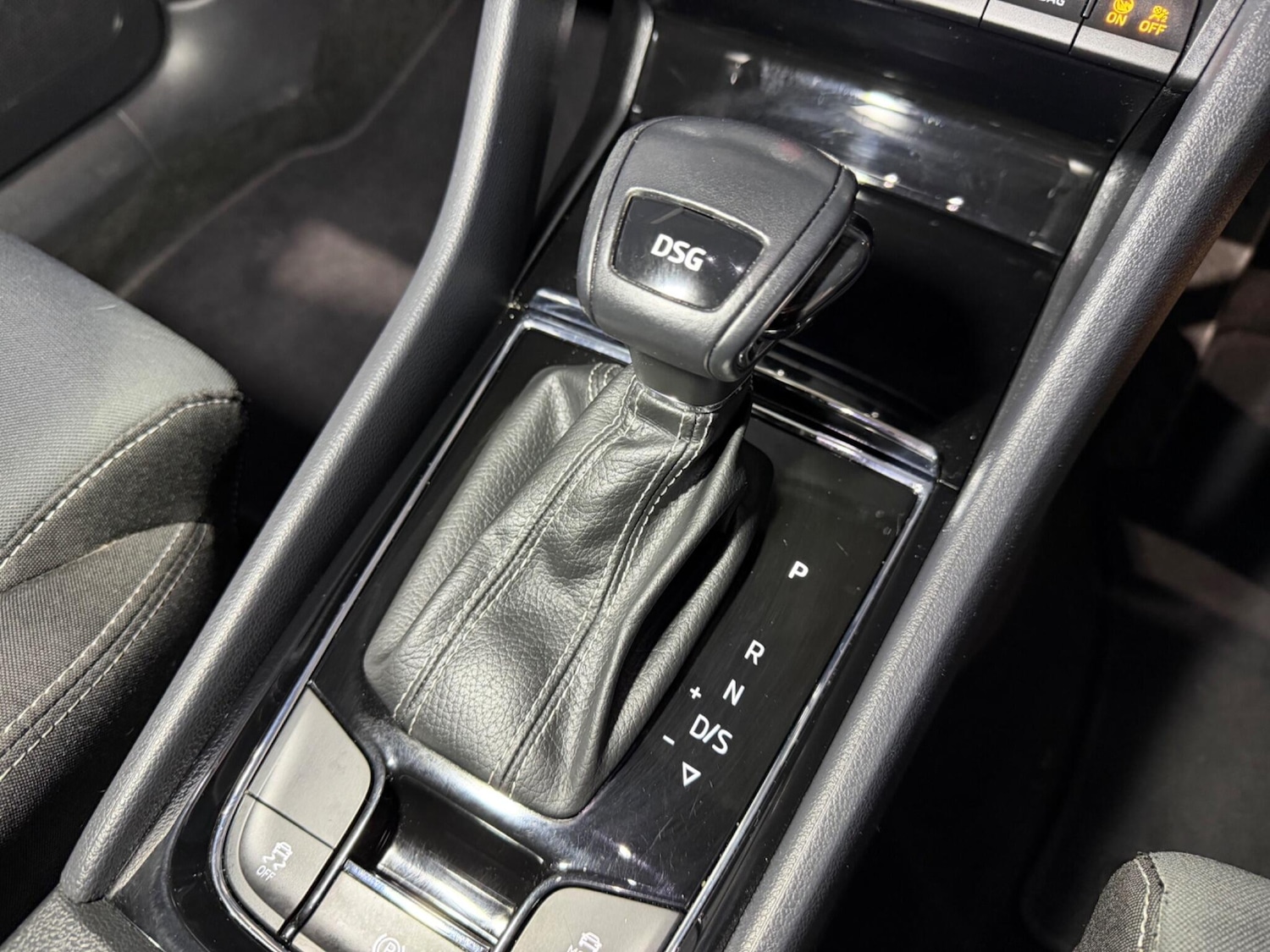 Used Skoda Karoq 2021 for sale - 77538603: Photo 22