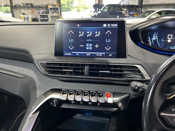 Used Peugeot 5008 2020 for sale - 75720354: Photo 26