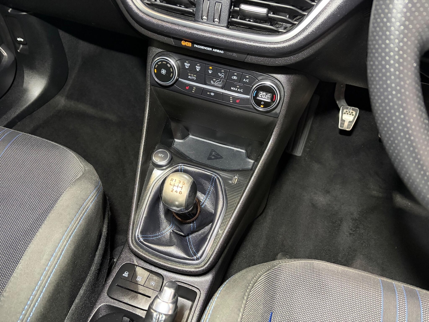 Used Ford Fiesta 2018 for sale - 76360310: Photo 14