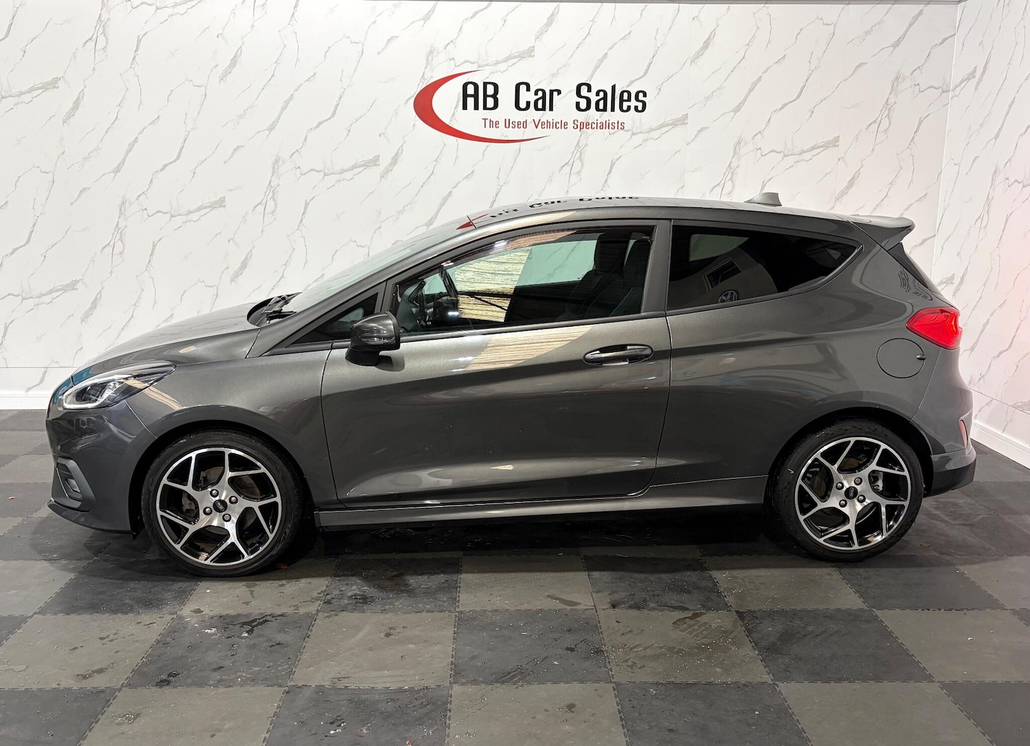 Used Ford Fiesta 2018 for sale - 76360310: Photo 4