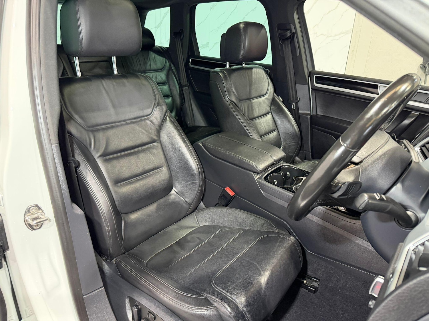 Used Volkswagen Touareg 2016 for sale - 77696050: Photo 12